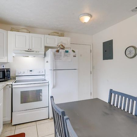 Cute Apt With Backyard And Grill - Steps To Cocoa Beach Exteriér fotografie